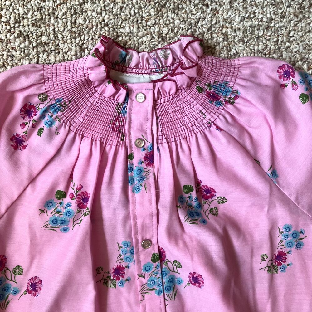 NWT Vintage Models Coat Nightgown Size 8 M Pink Floral Snap Granny Core House